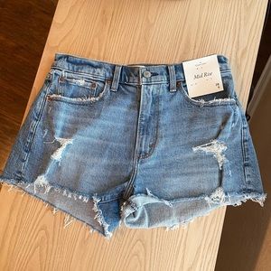 NWT Abercrombie Curve Love Mid Rise Denim Shorts Jean size 28